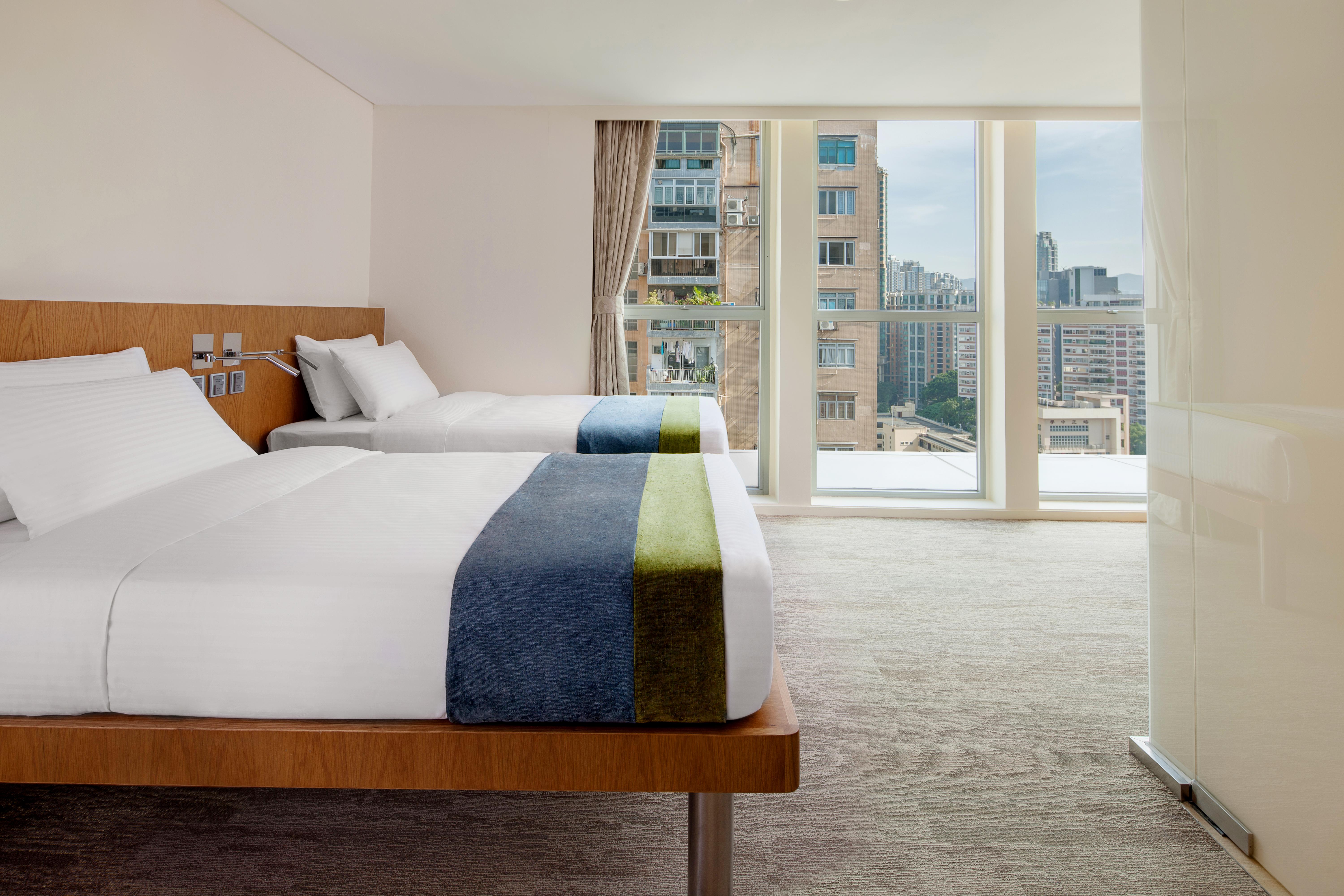 Summit View Kowloon Hotel 4*
